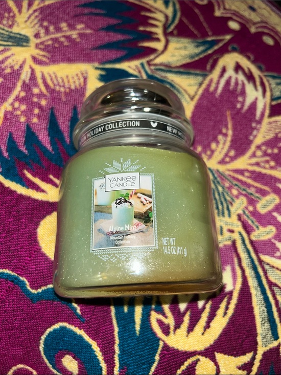 Yankee Candle Other - New Yankee Candle Alpine Mint scent in 14.5 Oz